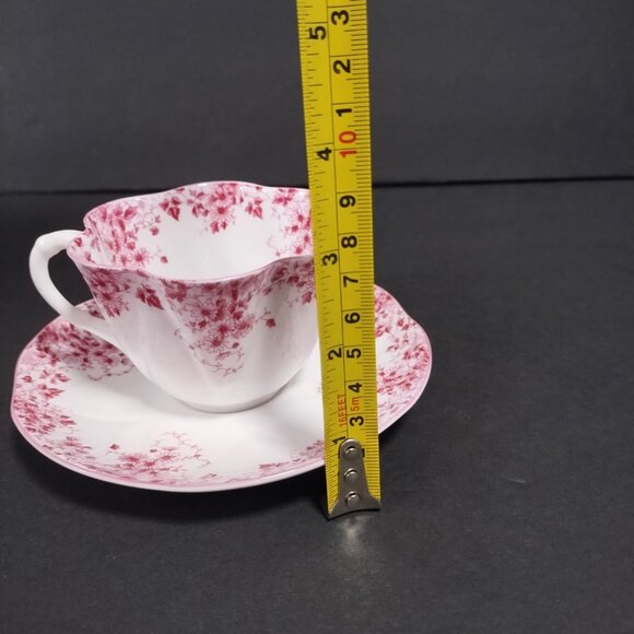 Fine Bone China Shelley England Dainty Pink tea cup & saucer 051/P VTG - Picture 8 of 9